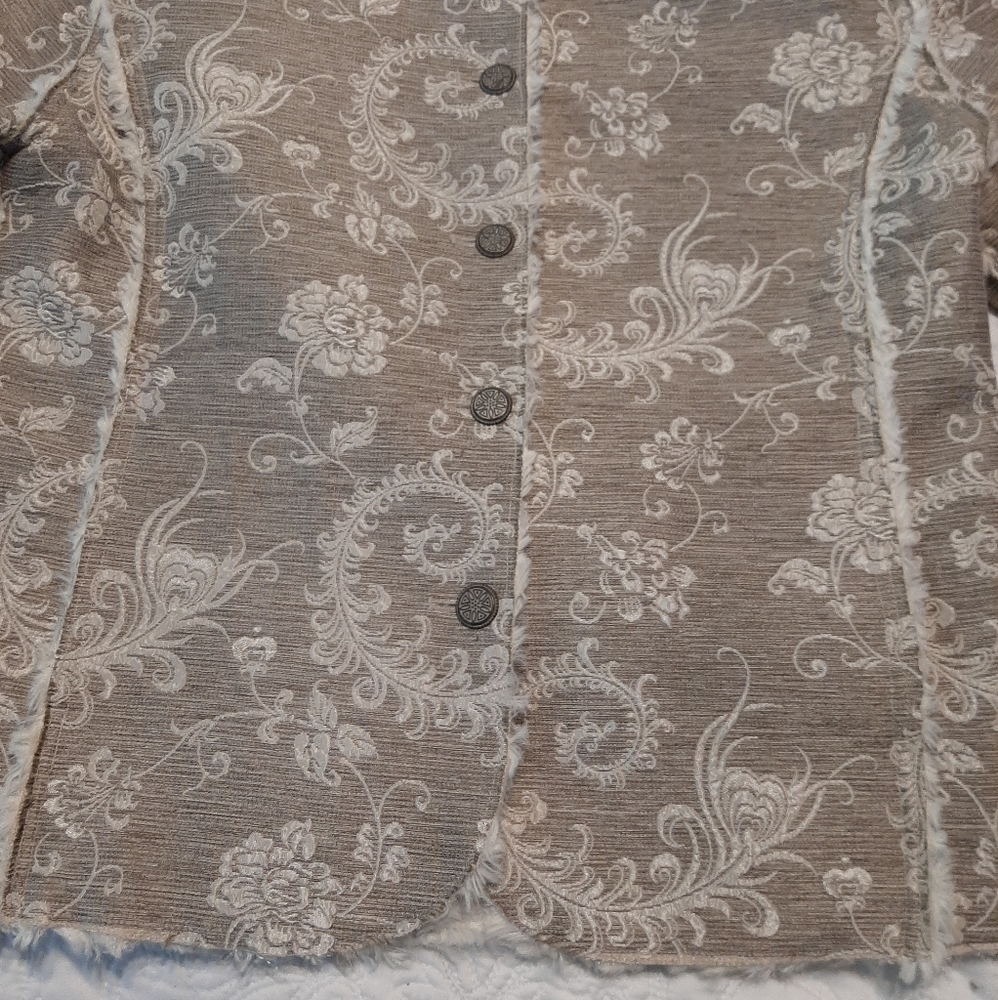 Chico's Women's Jacket Brocade Fuax Fur Fringe - Picture 15 of 15